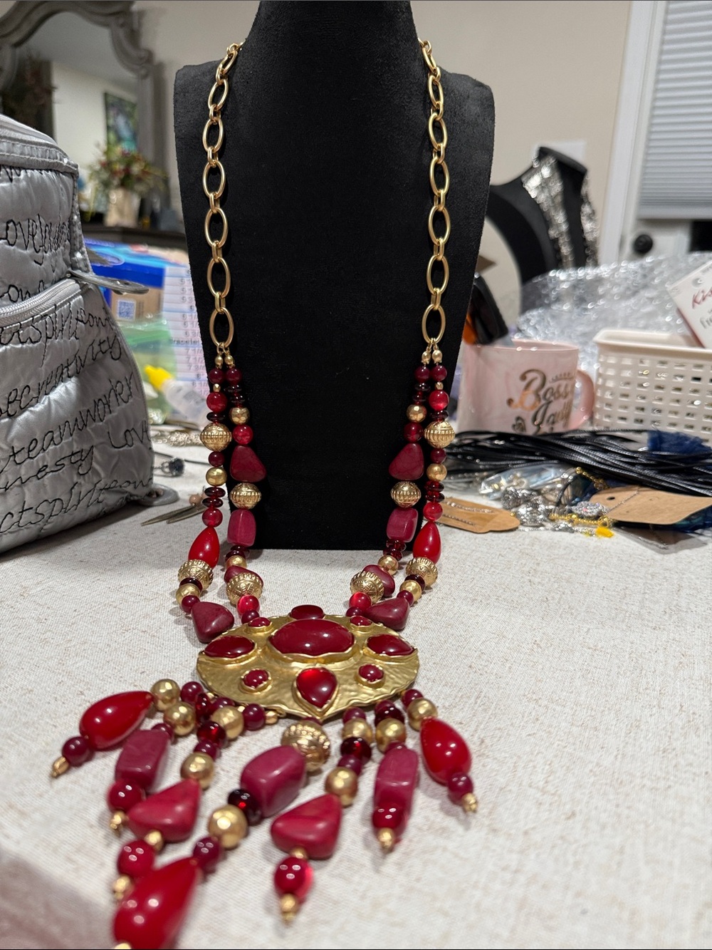 NWT Chico's 35th Anniversary Limited Edition Merlot Pendant Necklace $119 - Red